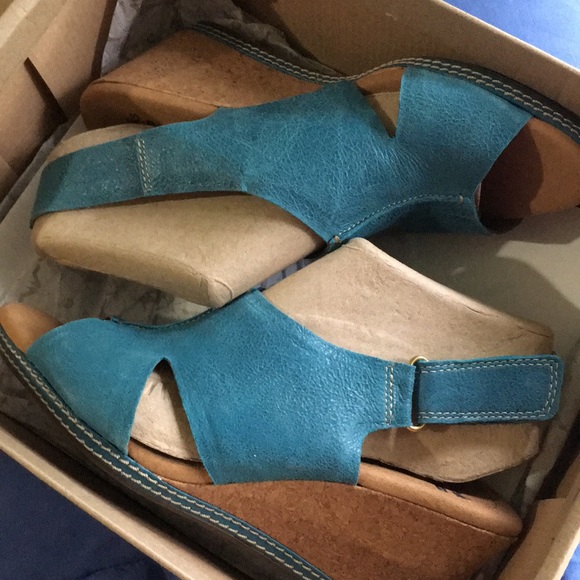 Clarks Shoes - Clark’s 8 cushion shoe. Tried once